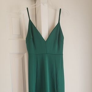 Emerald Green Sheath Dress with V-Neck Spaghetti Straps